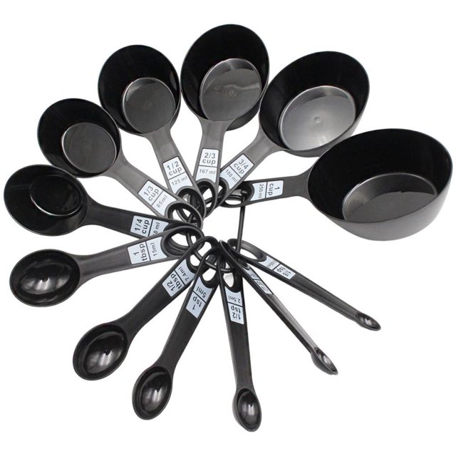 Juego de 12 cucharas y tazas medidoras, ideal para la cocina seca. Negro