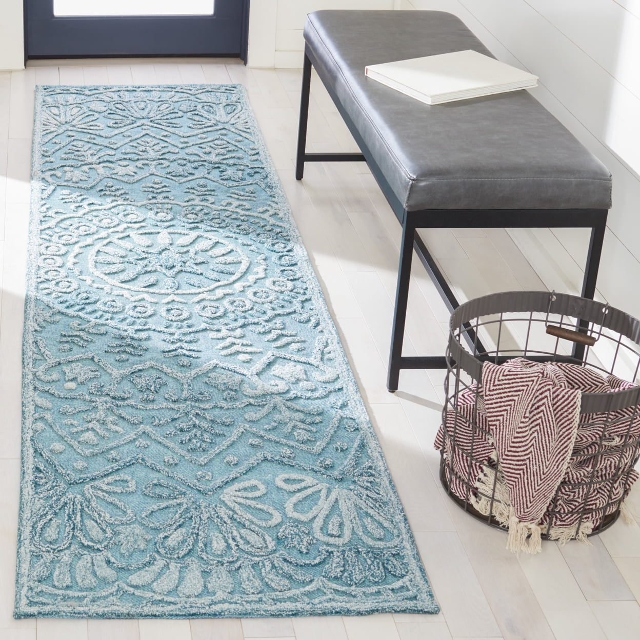 SAFAVIEH Trace Montague Medallion Area Rug, Turquoise/Green, 6' x 6' Round
