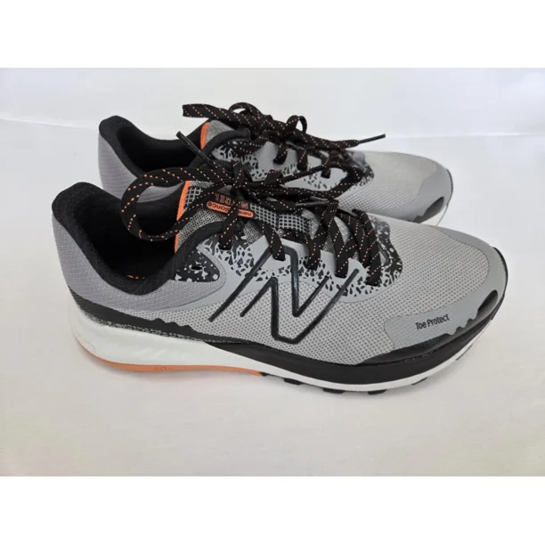 Mens New Balance Dynasoft Nitrel V5 Shoes Sz 9.5 4E Trail Running Gray Sneakers