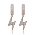 thumbnail image 4 of Pendientes colgantes Yashi Hip hop con forma de rayo plata circonita cúbica micropavé, 4 of 5