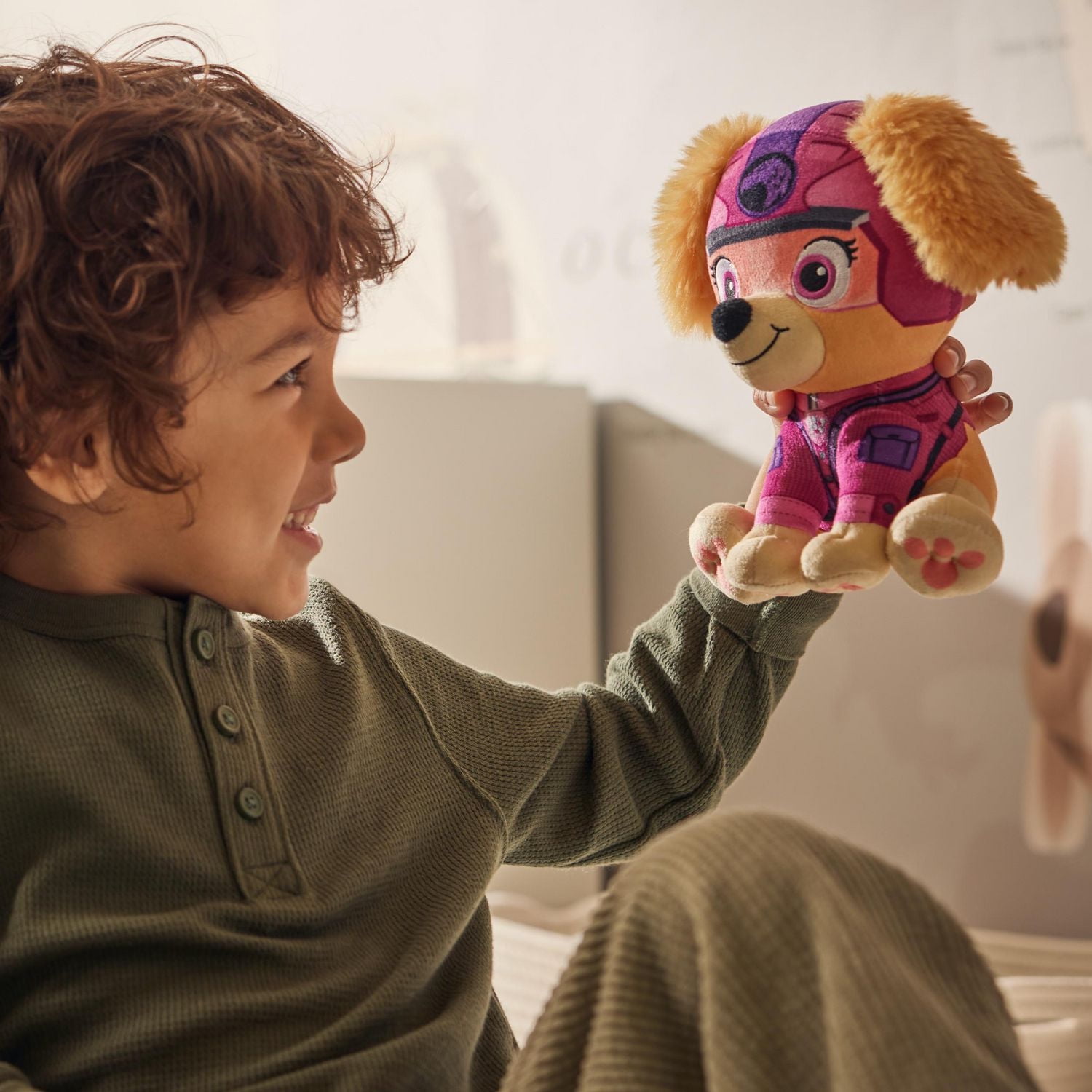 PAW Patrol Jungle Pups, Tracker 8-Inch Plush, Stuffed Animal Kids Toys for Boys & Girls Ages 3 and Up