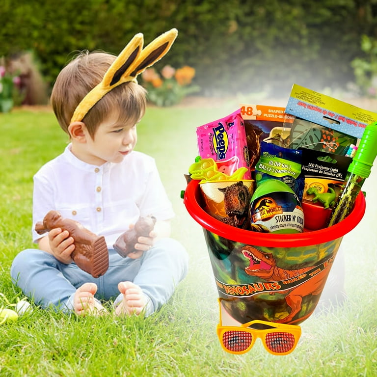 Jurassic World Deluxe Easter Basket with Candy Gift Set 