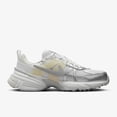 thumbnail image 5 of Nike Originals V2K Run Mesh - Zapatillas de running informales transpirables para hombre y mujer, populares, con amortiguación de masaje ligero, para caminar al aire libre, 5 of 5