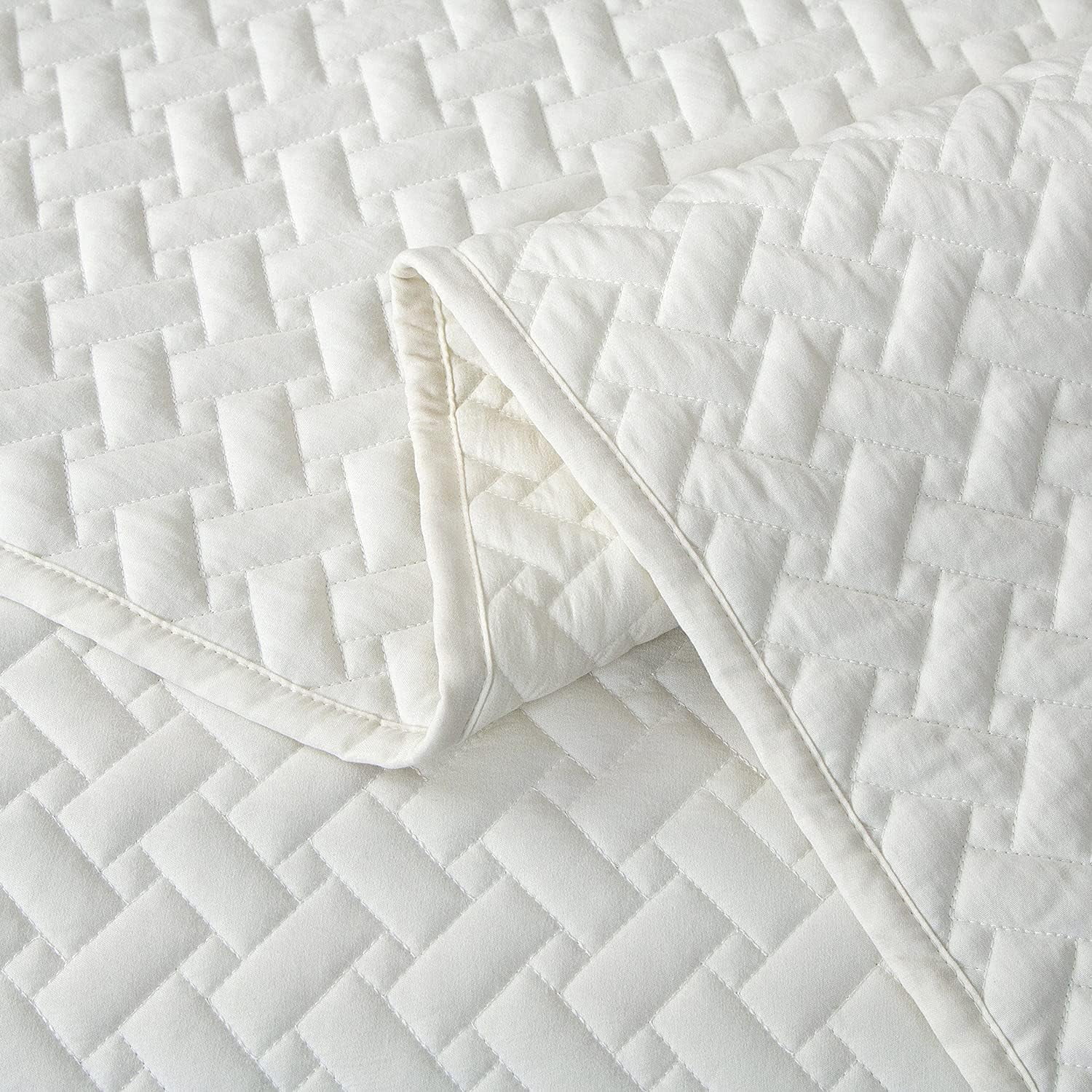 EMME White Quilt Set,Twin Bedspread Lightweight Microfiber Reversible Twin Size Comforter Set Soft Bed Coverlet 2 Piece Bedding Set for All Season(Basket Weave, 66"x90")