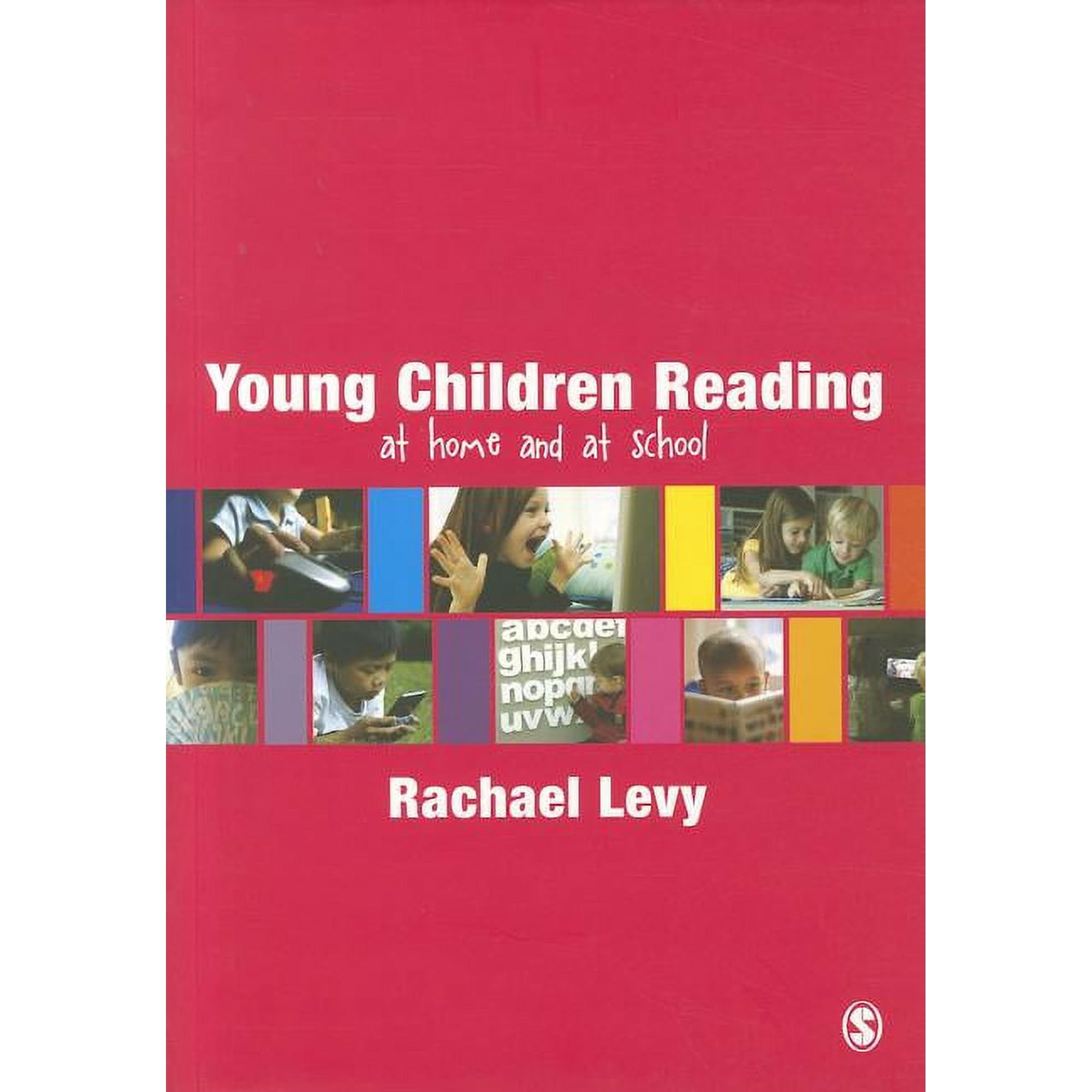 Young Children Reading (Paperback)