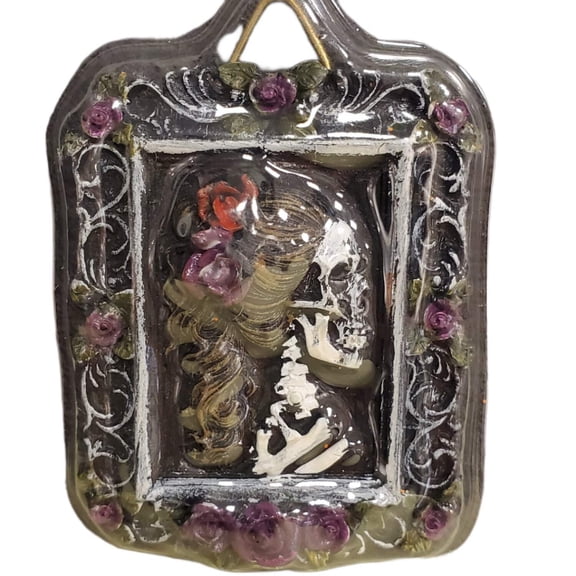 Ashland Mini Decoration Skeleton Lady Cameo 2 X 3 In
