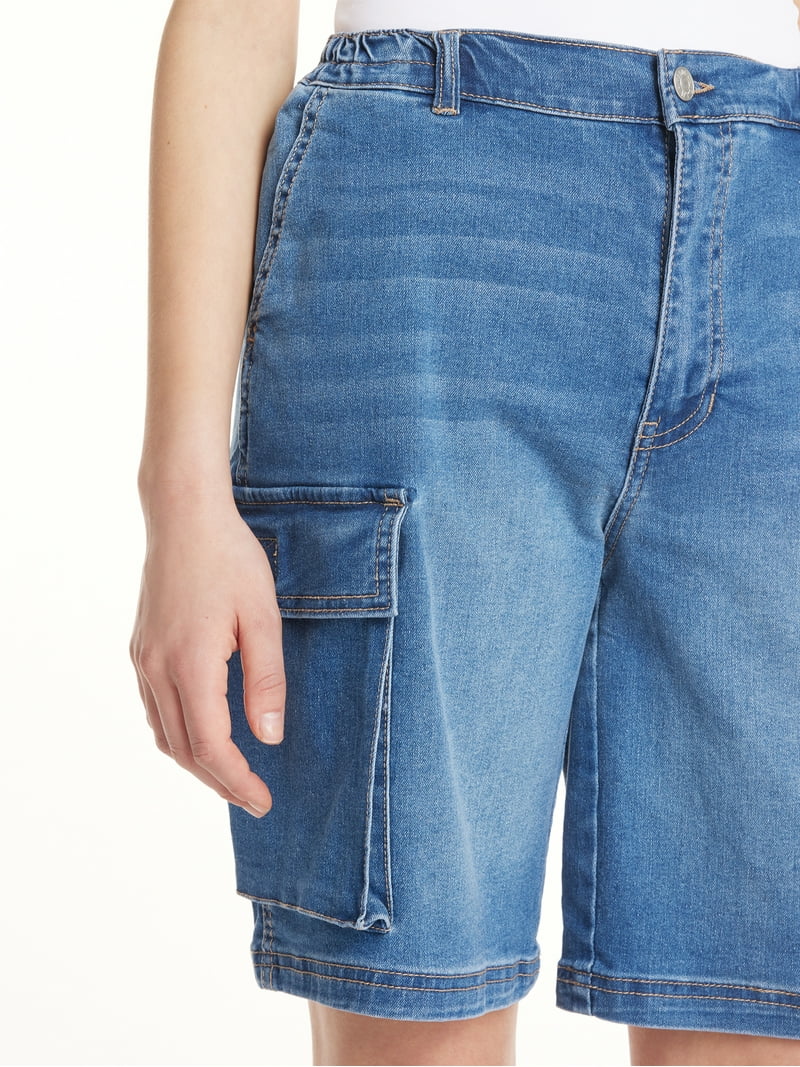 Madden NYC Juniors Oversized Cargo Shorts - 3 Inseam Style