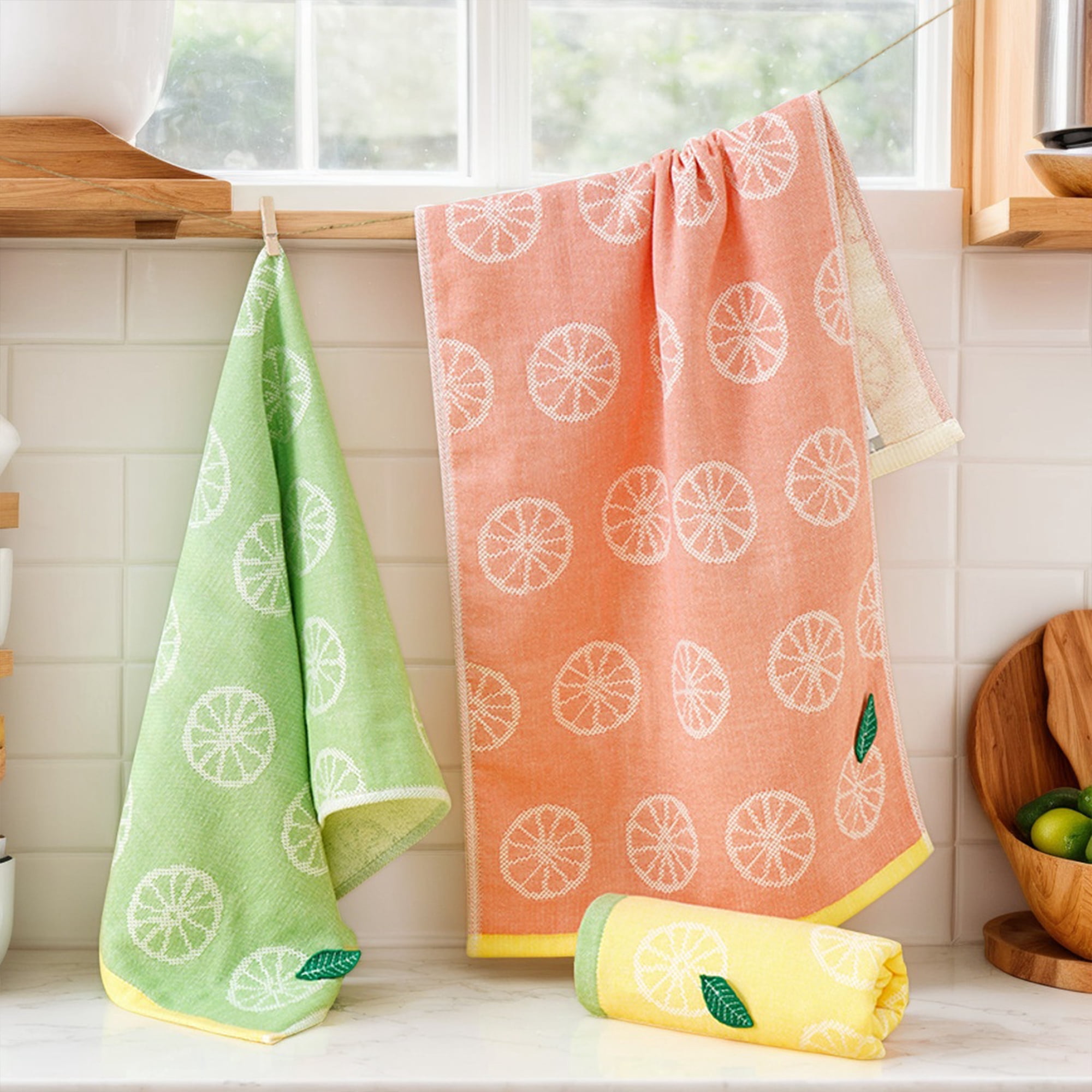 REGALWOVEN Lemon Fruit Pattern Hand Towels for Bathroom, Soft Absorbent Cotton Towel, 13 x 29 Inch Decorative Hand Towel Set Pink 4-Piece
