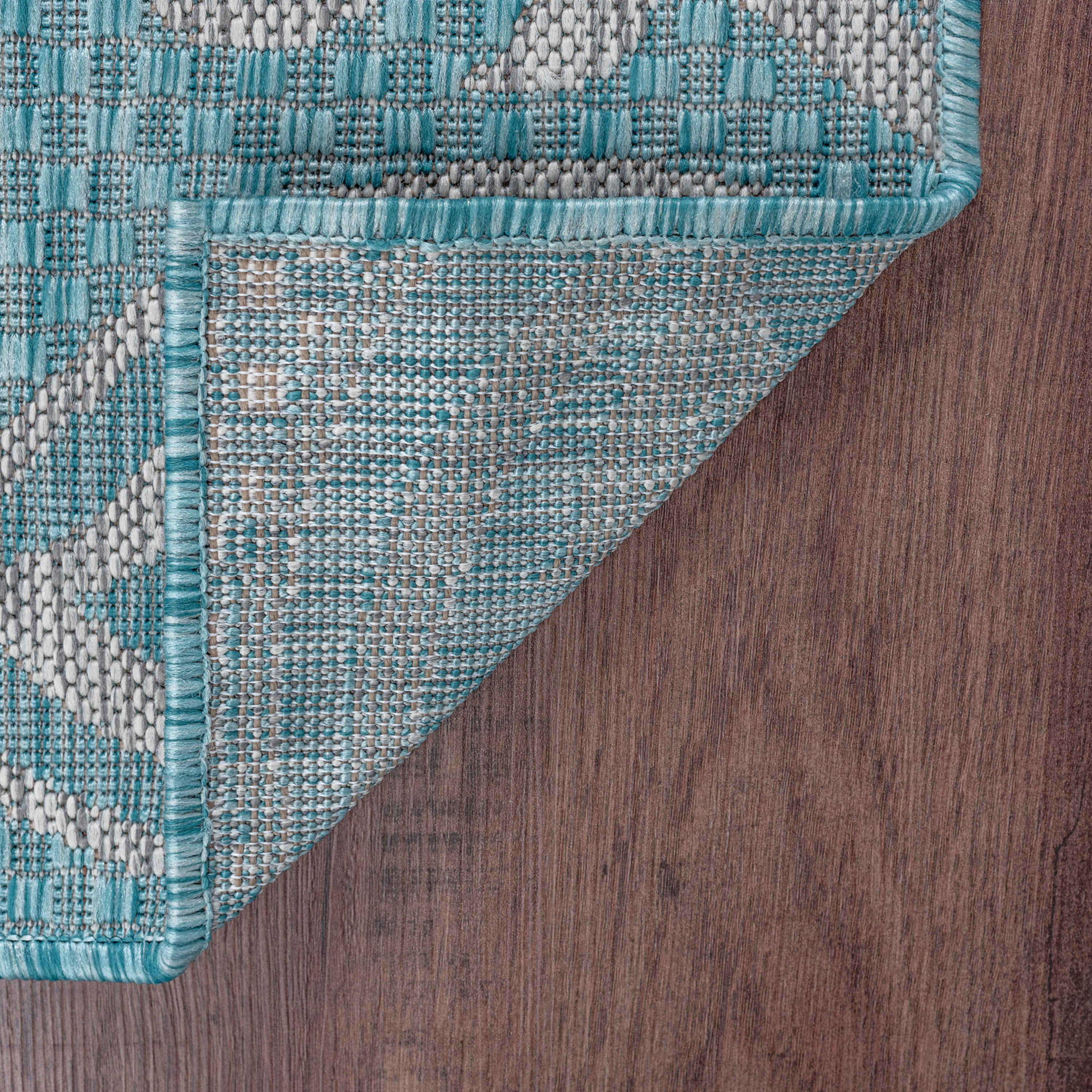 Veranda Transitional 5' x 7' Seafoam and Light Gray Polypropylene Outdoor Area Rug