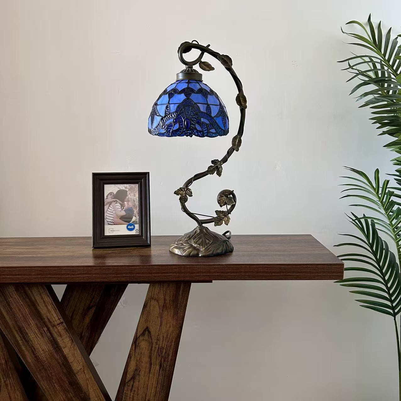 Blue Stained glass Table Lamp Baroque Style Included LED bulb For Living Room Bedroom Bedside 11"W*8"D*21"H