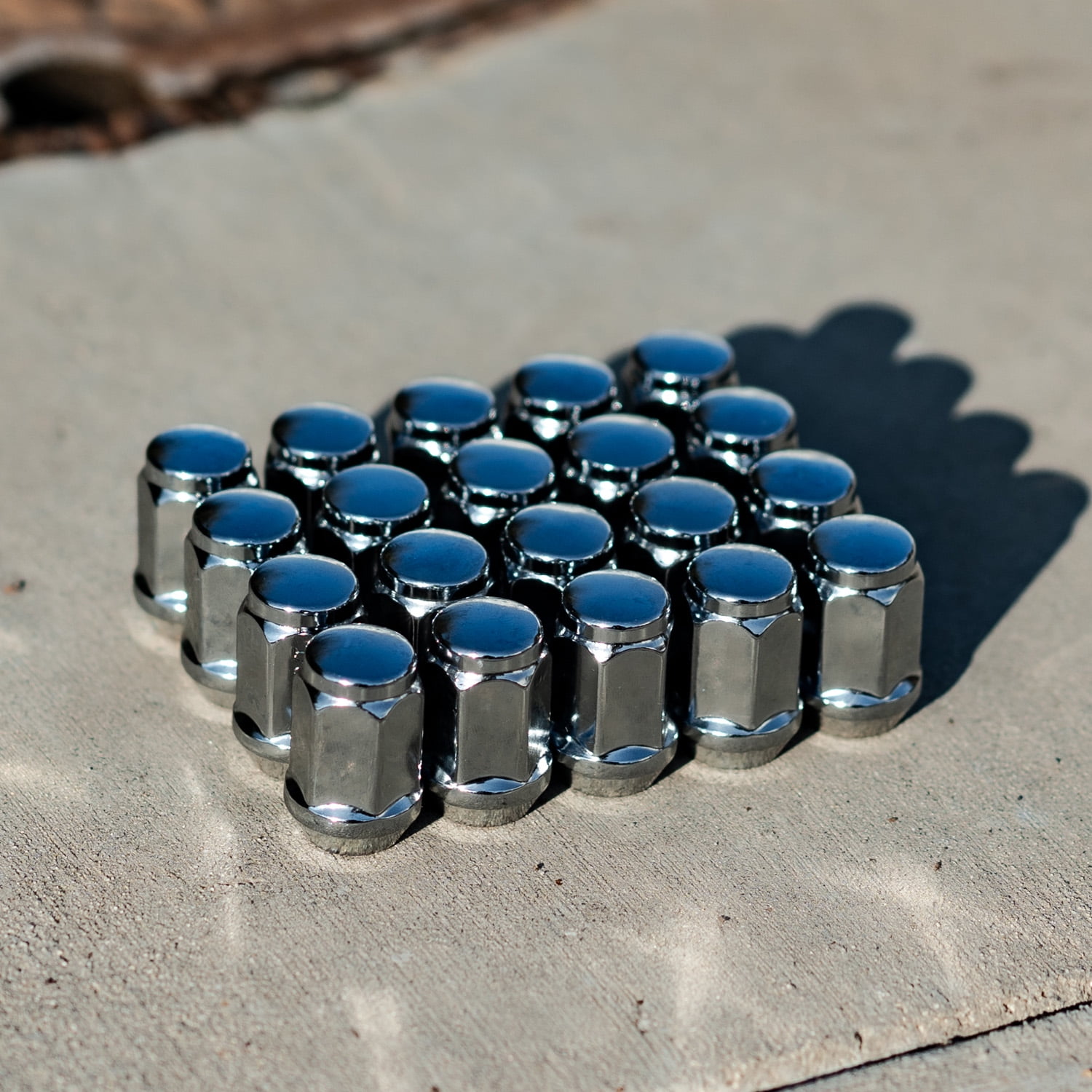 20pcs Silver Chrome Bulge M12x1.5 Lug Nuts - 1.4 inch Length, Conical Cone Taper Acorn Seat, Closed End (Uses 19mm or 3/4 inch Socket) - Compatible with many Chevy Buick Chrysler Dodge GMC Pontiac