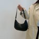 thumbnail image 1 of Elegantes Bolsos Bolso La Axila Cuero PU Con Correa Sólida Ajustable Maleta Pequeña, 1 of 8