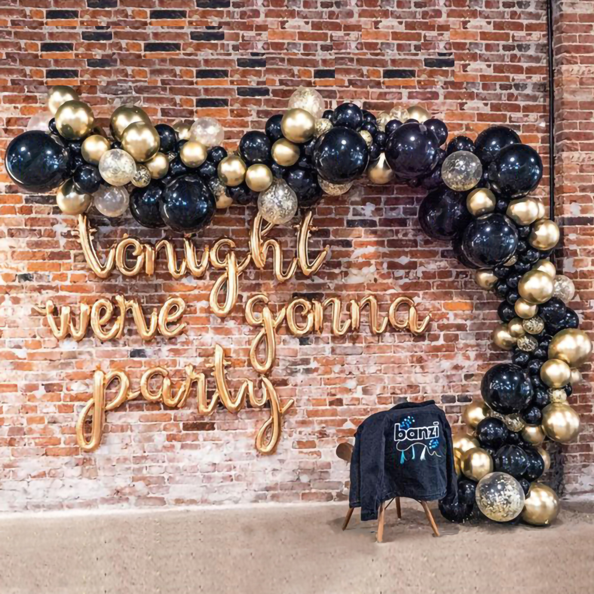 Beyondtrade Black & Gold Balloon Arch Kit, 121-Piece photo 2