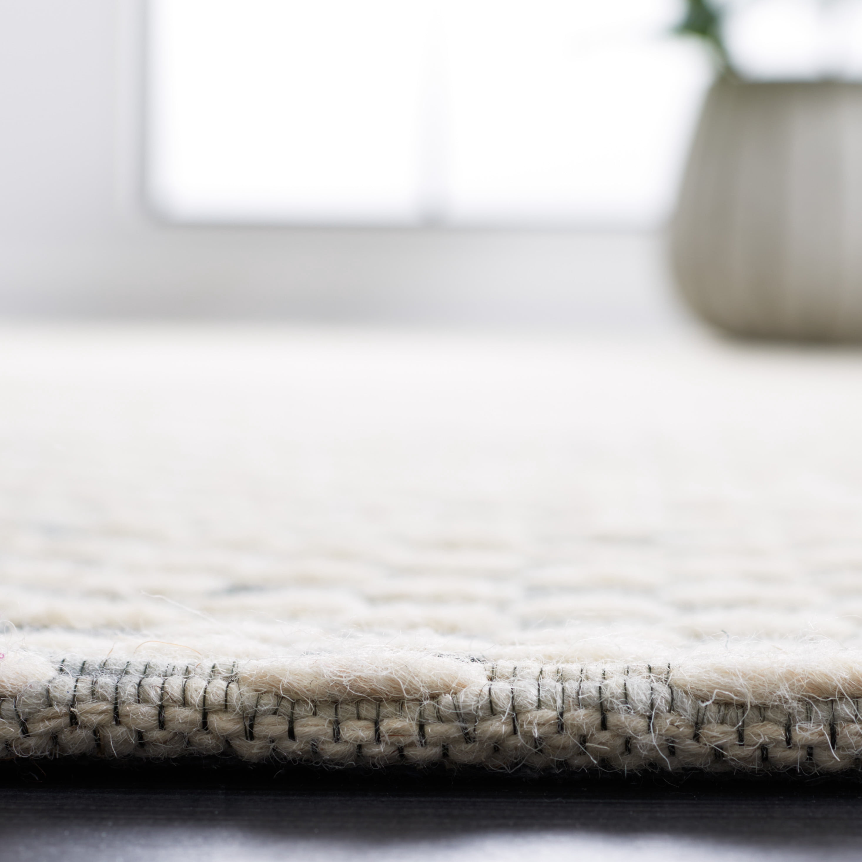 SAFAVIEH Marbella Frederick Striped Area Rug, Beige/Blue, 6' x 6' Square