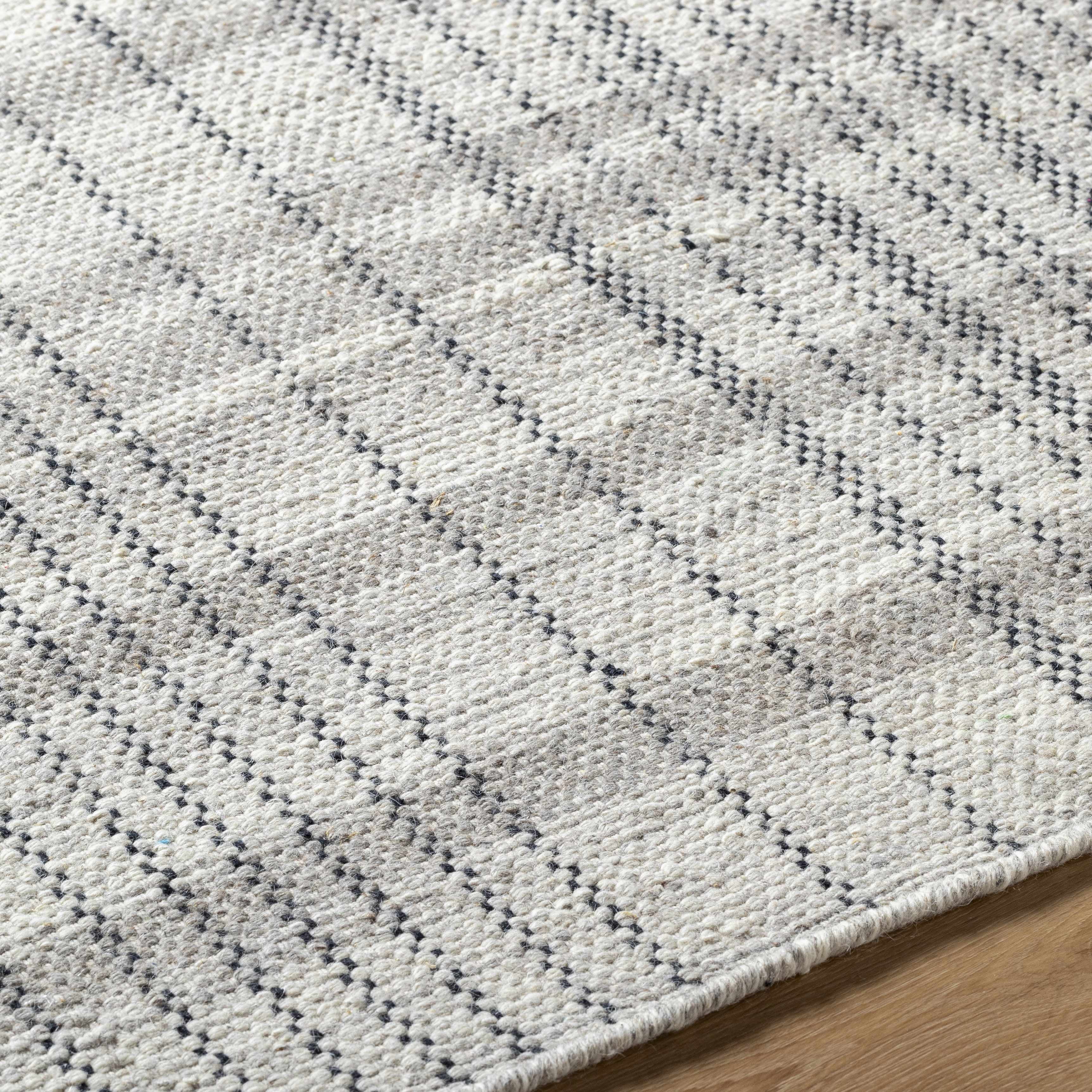 Hauteloom Nissa Wool Living Room, Bedroom Area Rug - Traditional, Transitional - Light Silver, Slate Blue, Sterling Gray - 3'6" x 5'6"