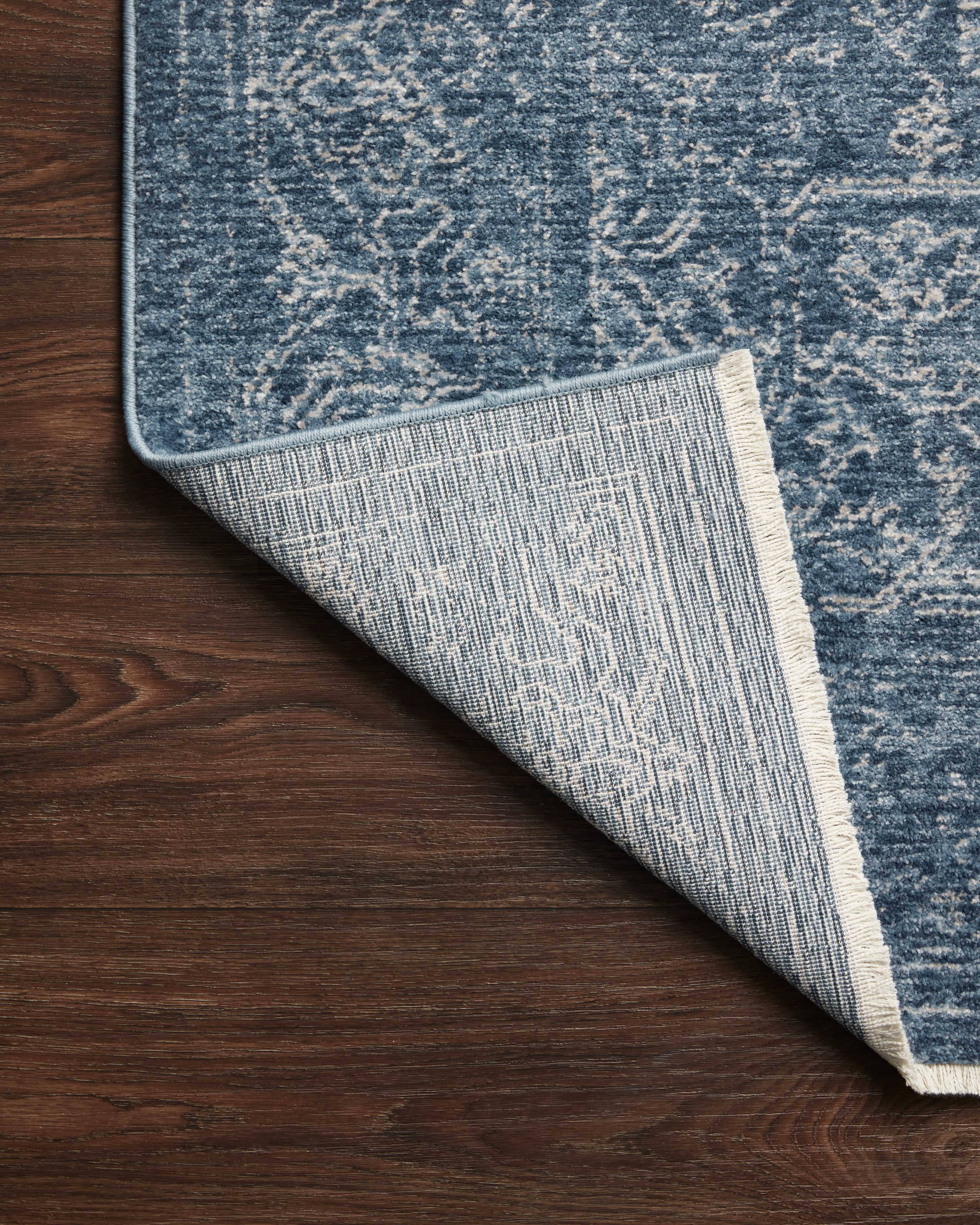 Loloi Vance Denim / Dove 2'-3" x 3'-10" Accent Rug