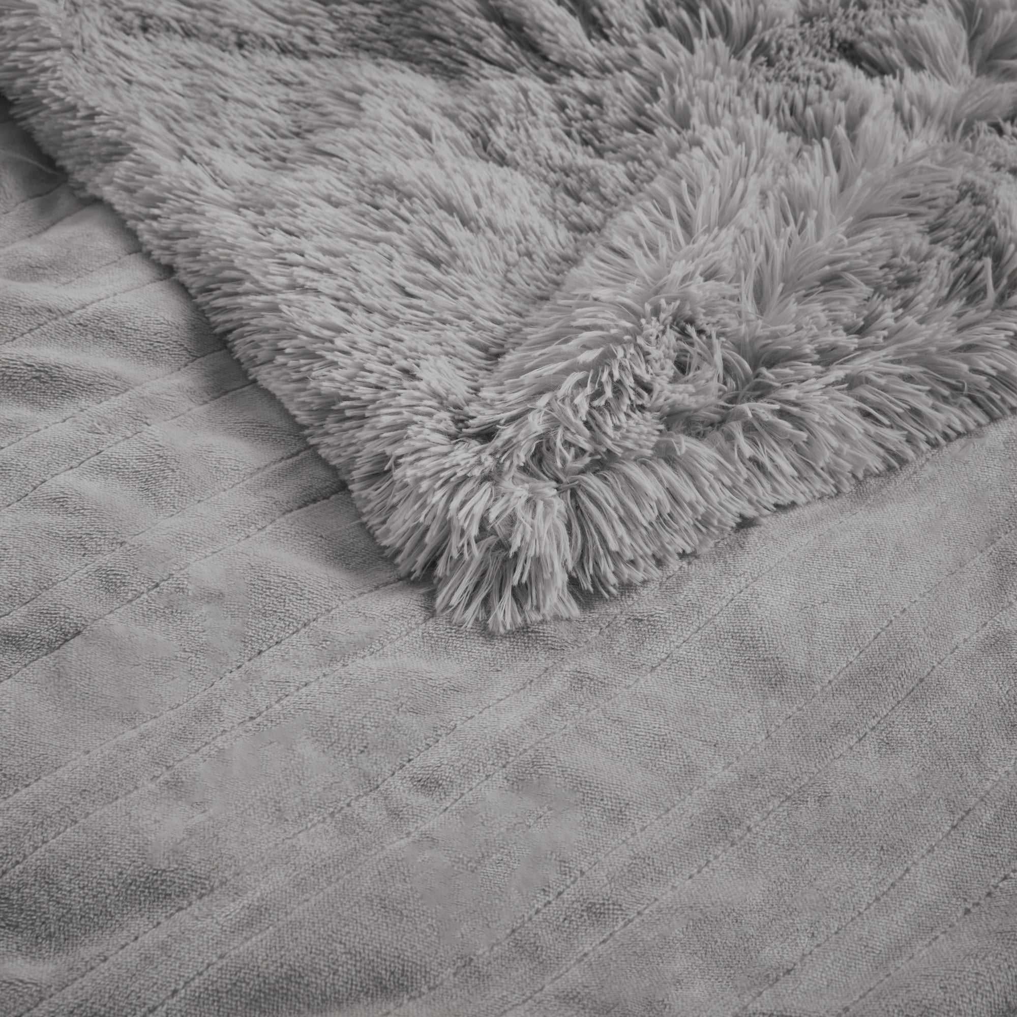 Serta Leena Shaggy Faux Fur Heated Throw Blanket, Electric Throw Blanket 50x60 inch, Grey