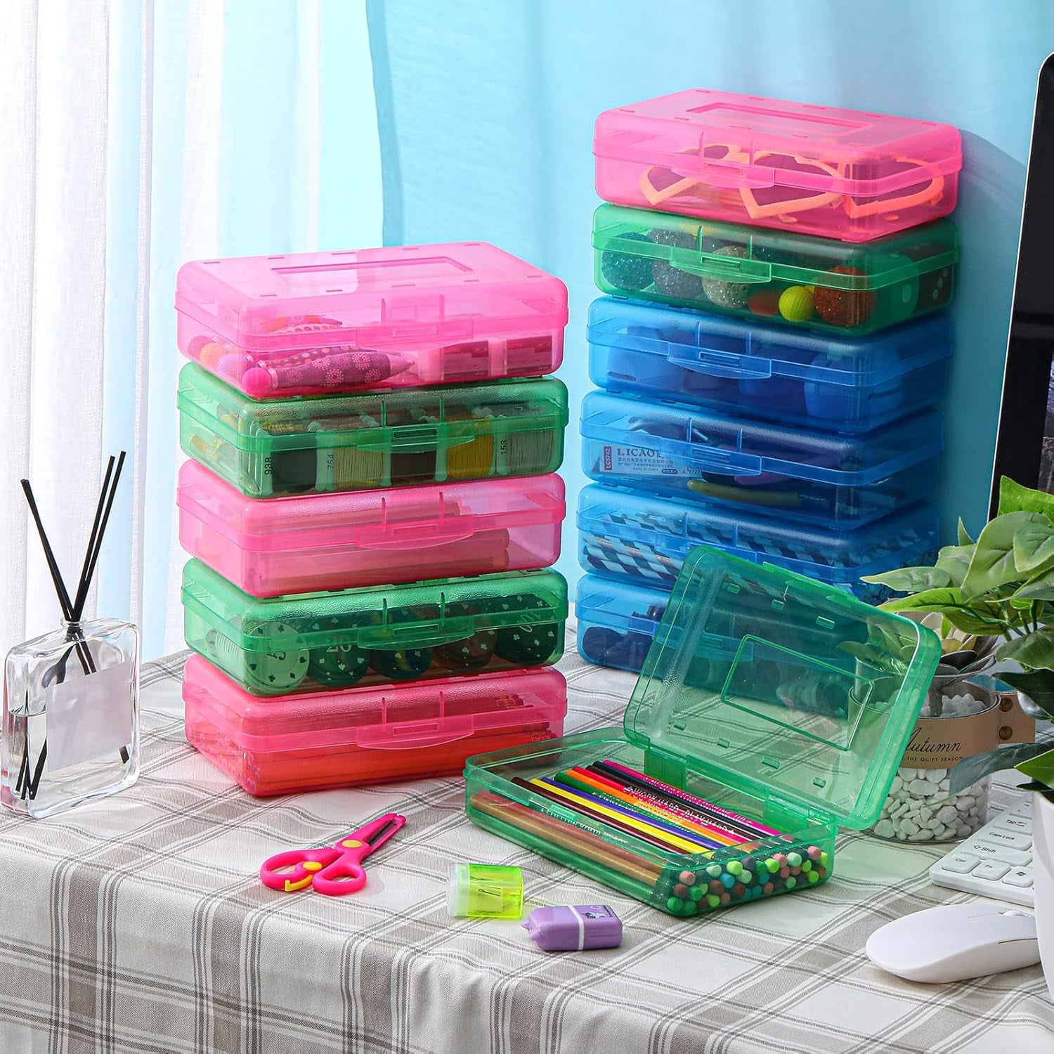 Uiz Merueh Plastic Pencil Box Clear Pencil Case with Lid Bulk Snap Closure Hard Large Capacity Pencil Box Pen Pencil Holder Storage Organizer Box