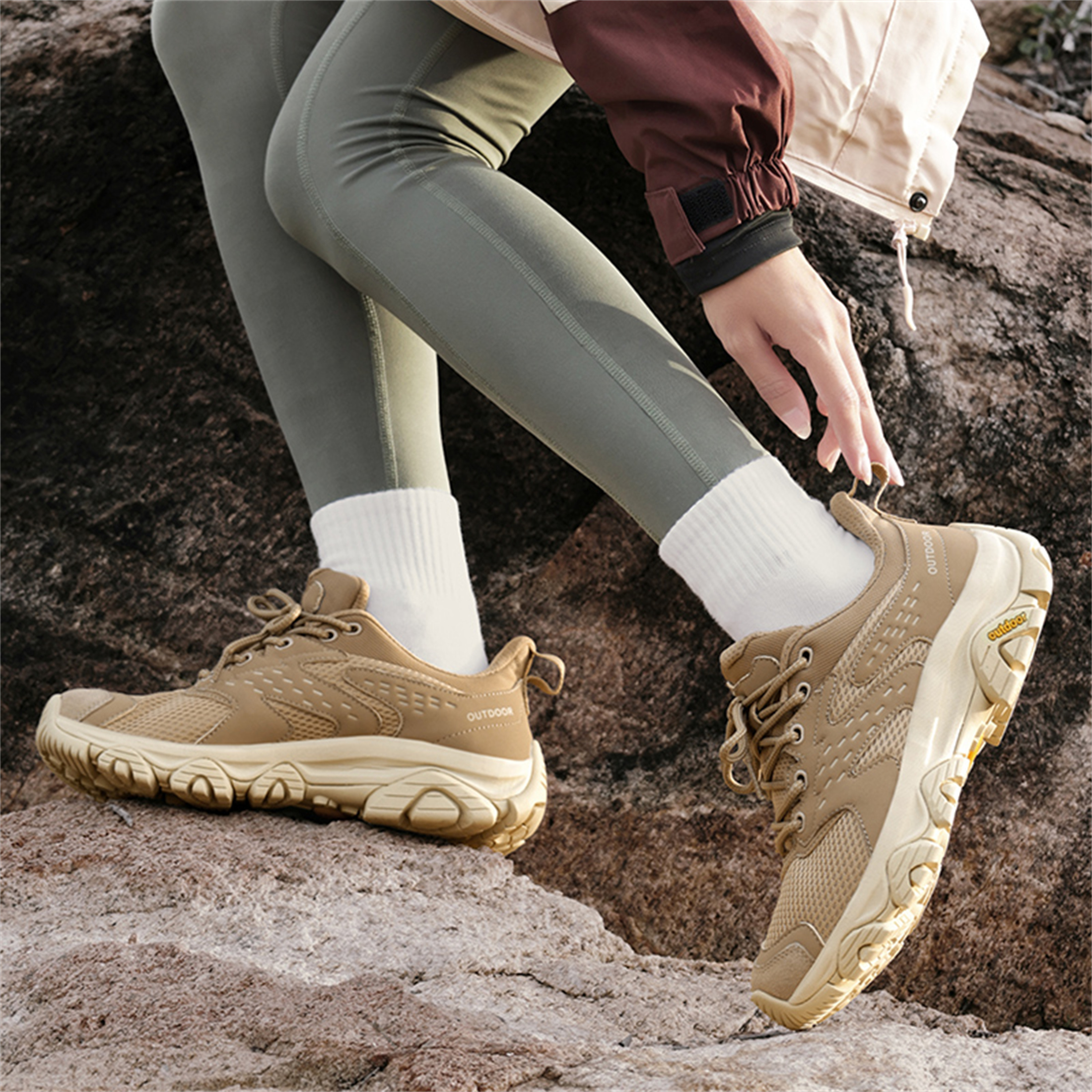 YOURDIARY Womens Mens Hiking Shoes Unsex Comfortable Breathable Anti-Slip Sneakers