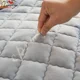 thumbnail image 5 of Colchón de cama plegable con bonitos dibujos animados para niños, colchoneta cálida y gruesa para el suelo, transpirable y agradable para la piel, cojín suave, 1 unidad, 5 of 5
