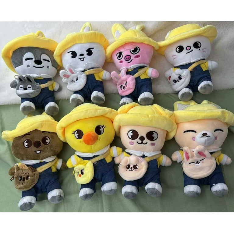 Skzoo Plush doll with Sun hat and small Crossbody bag skz