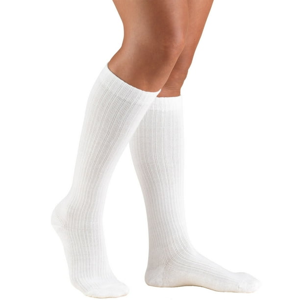 Truform Women's Socks, Cushion Foot, Active Casual Style: 15-20 mmHg ...