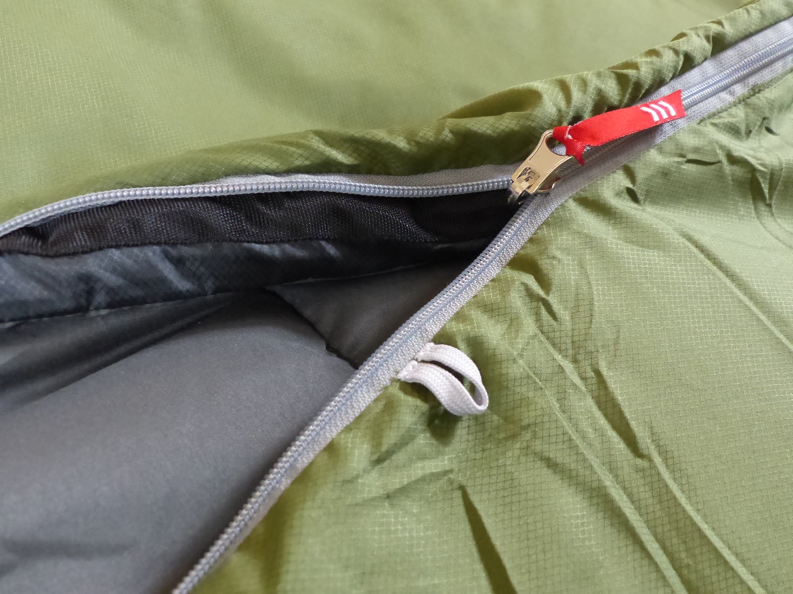 Hotcore  Sleeping Bag, Green, 90in x 34in