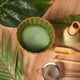 thumbnail image 2 of Juego de té matcha de 6 piezas, juego de iniciación tradicional japonés para matcha, batidor de bambú para matcha (Chasen), cuchara (Chashaku), tamiz de acero inoxidable, soporte para batidor (verde), 2 of 8