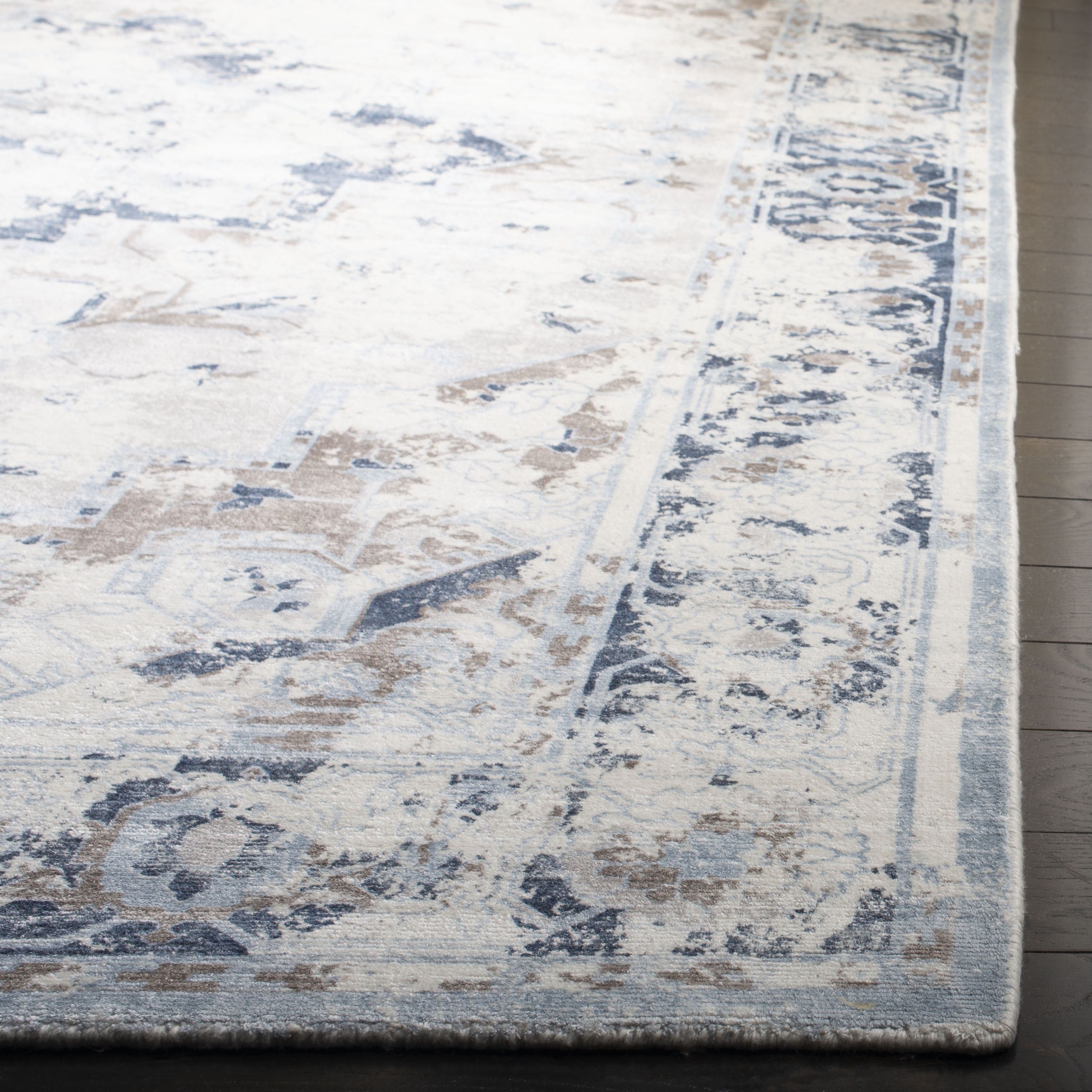 Safavieh Mirage Bethanie Distressed Area Rug, Blue/Creme, 6' x 9'