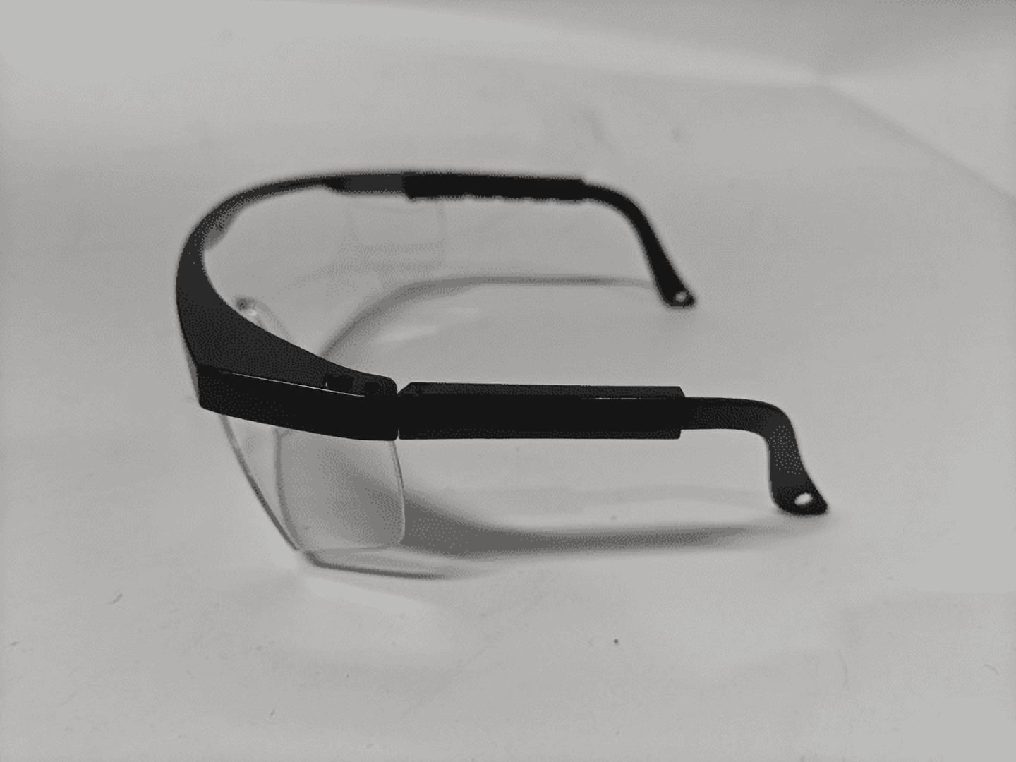 SPLAKS Protective Eyewear, Adjustable Leg Protective Eyewear Industrial-Grade Eye Protection for Work & DIY