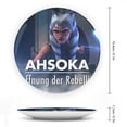thumbnail image 2 of Ahsoka Tano Plato decorativo de porcelana fina (bone china), plato decorativo de cerámica para hogar, oficina, soporte de pared, platos decorativos para dormitorio - 6 pulgadas (15 cm), 2 of 6