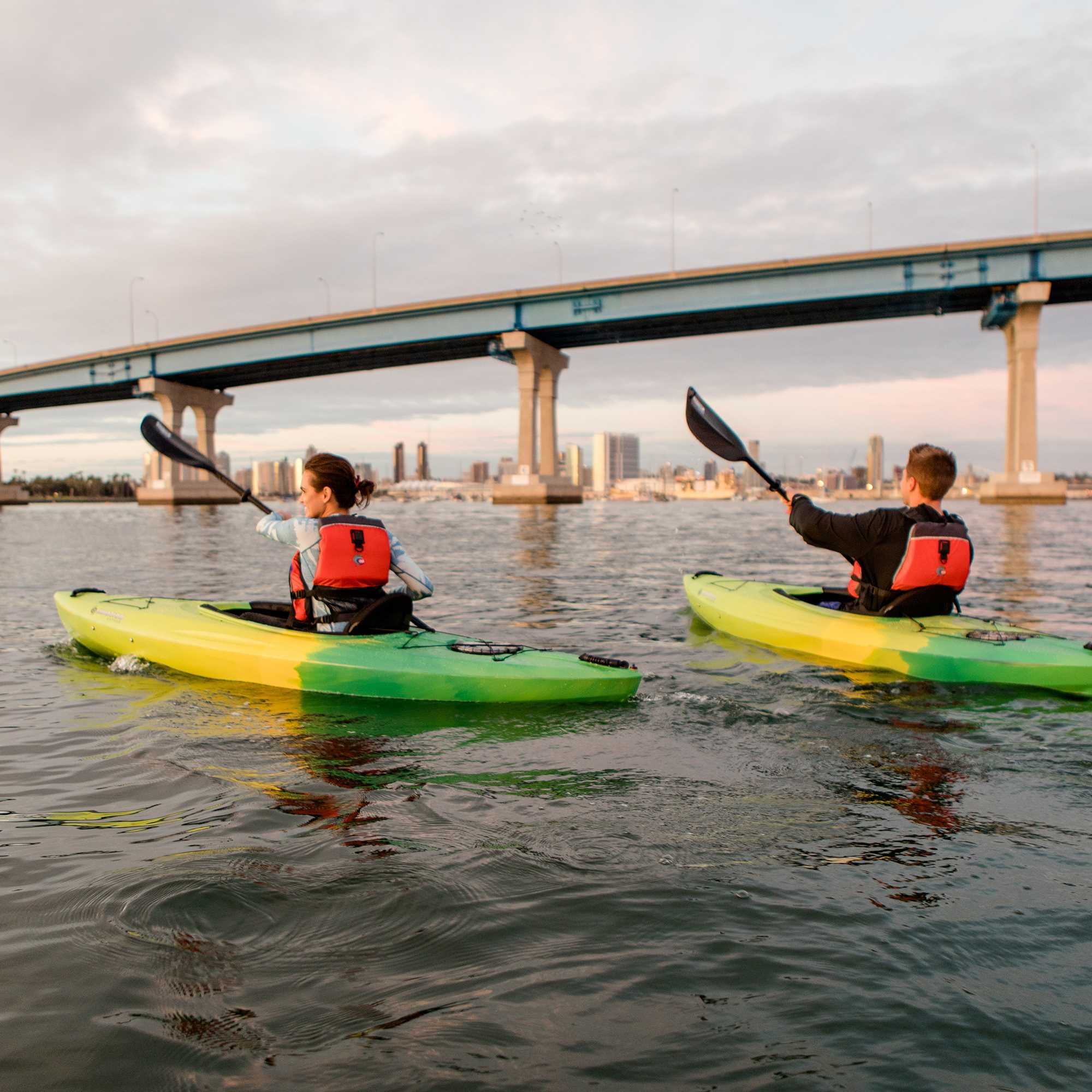 Lifetime Tide 103 Sit-in Kayak - 2 Pack (Paddles Included), Lemongrass Fusion - 90877