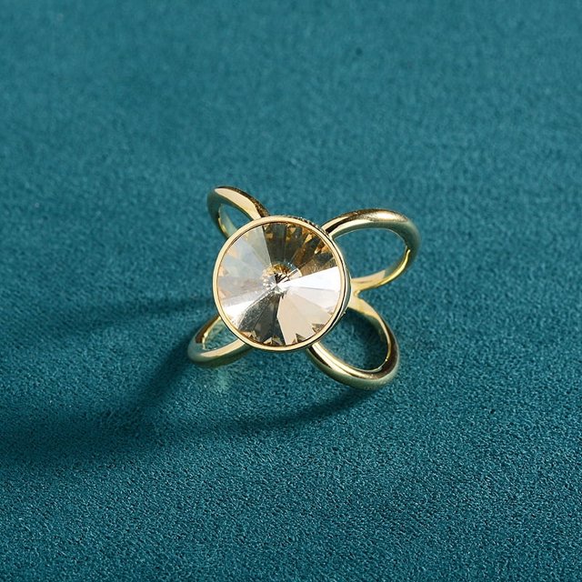 Hebilla de bufanda con anillo en forma de X, chal de lujo de cobre puro, bufanda de esquina multifuncional tridimensional, hebilla de esquina, regalo para mujer