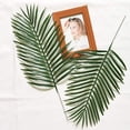 thumbnail image 4 of Paquete de 12 hojas de palmeras artificiales Plantas Hojas de palmeras tropicales falsas Hojas de palmeras grandes Plantas verdes para hojas Fiesta hawaiana Fiesta en la jungla Gran palmera Lea, 4 of 5