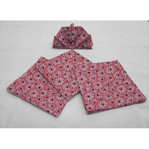 Crazy for Daisies Cloth Napkins by Penny's Needful Things (Set of 4) (Pink)