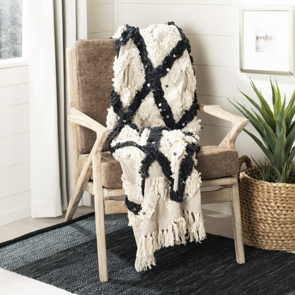 SAFAVIEH Lila Grace Geometric Throw w/ Fringe, 50" x 60", Beige/Black
