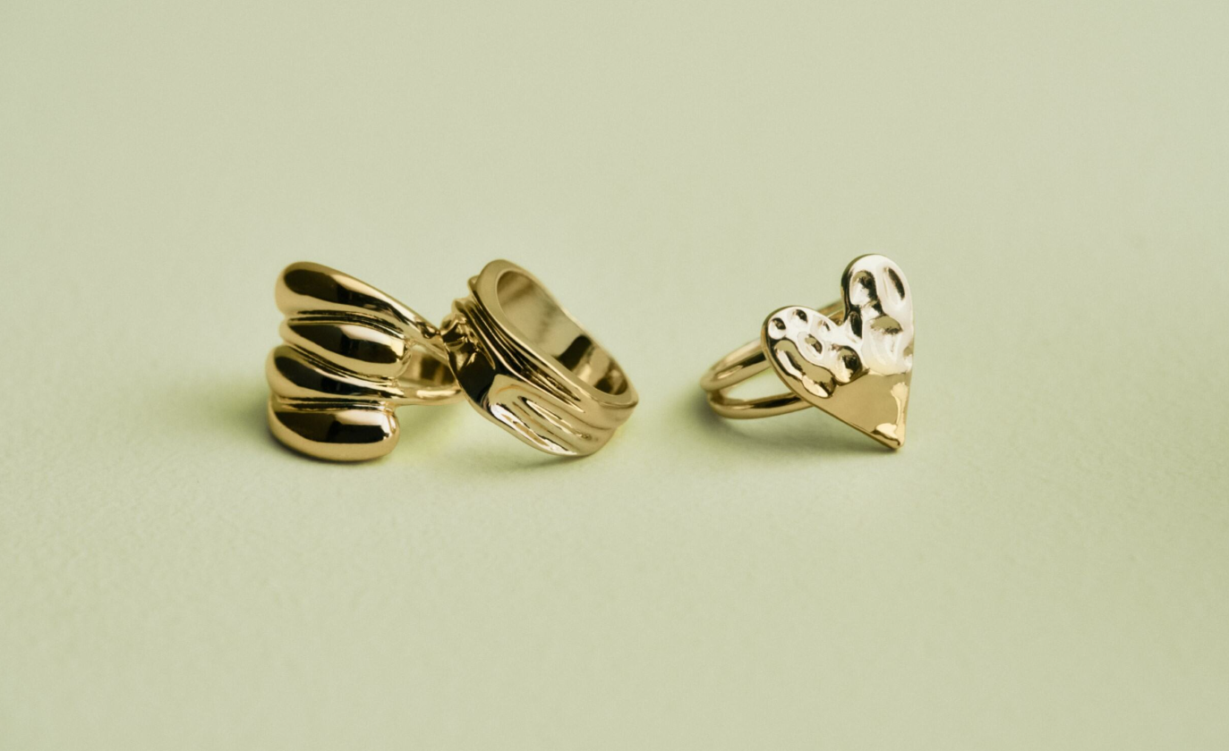 No Boundaries Women's Goldtone Heart Ring Set, 3-Piece photo 4