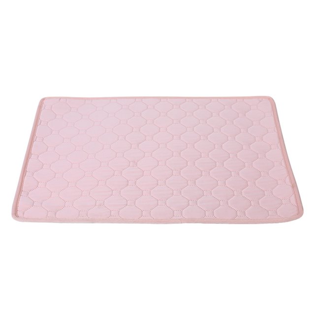 Pet Mat Diamond-shaped Print Exquisite Workmanship Pet Pad Large Thicken Dog Cooling Mat Self Cooling Foldable Pet Pad Durable Water Absorption for Small to Large Dogs