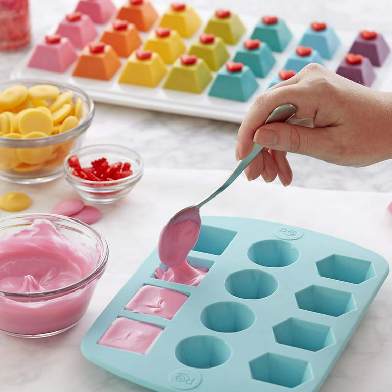 Tips for Using Silicone & Plastic Candy Molds, Wilton