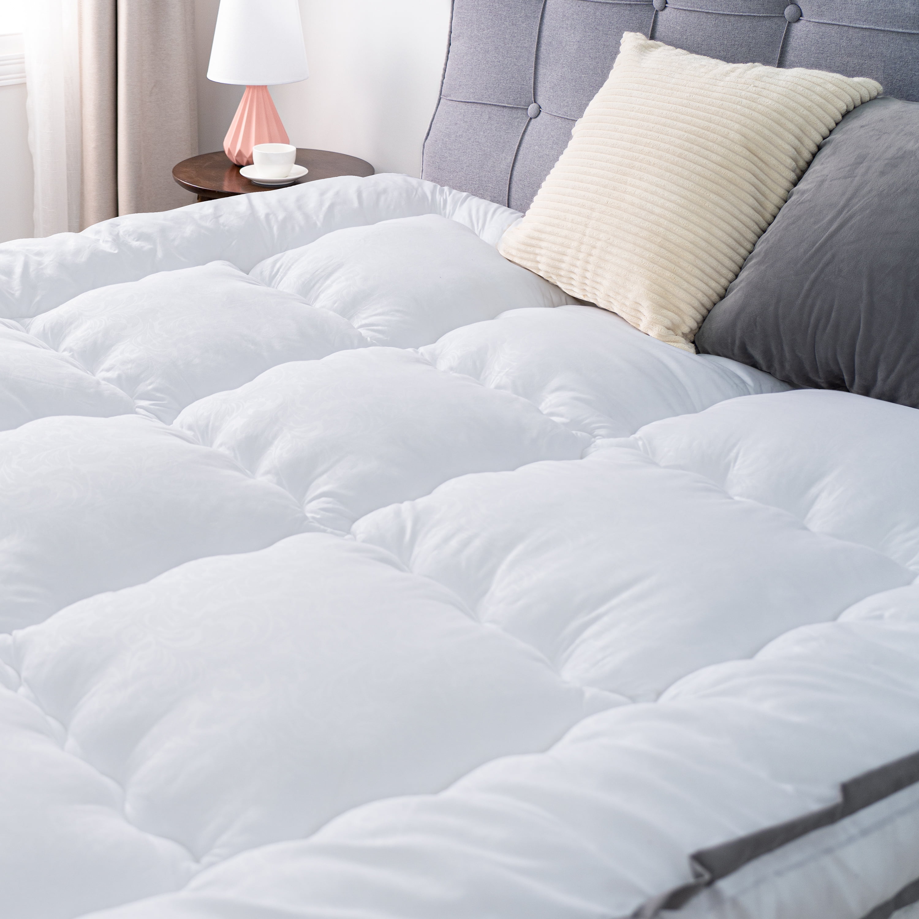 Queen Rose Mattress Topper King Cooling Plush Pillow Top Mattress Pad/Bed Topper, Hotel Quality Down Alternative Pillow Topper with Elastic band