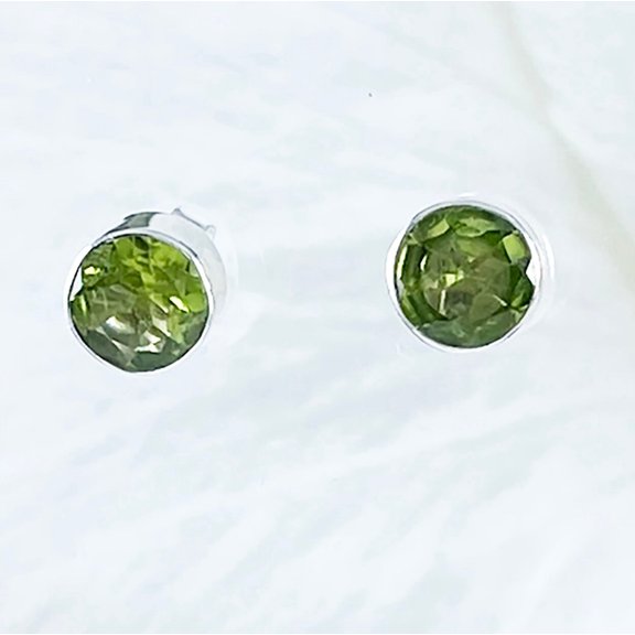 Beautiful Hawaiian Genuine Green Peridot Round-Cut Earring, Sterling Silver Green Peridot Stud Earring, E9035 Birthday Valentine Mom Gift