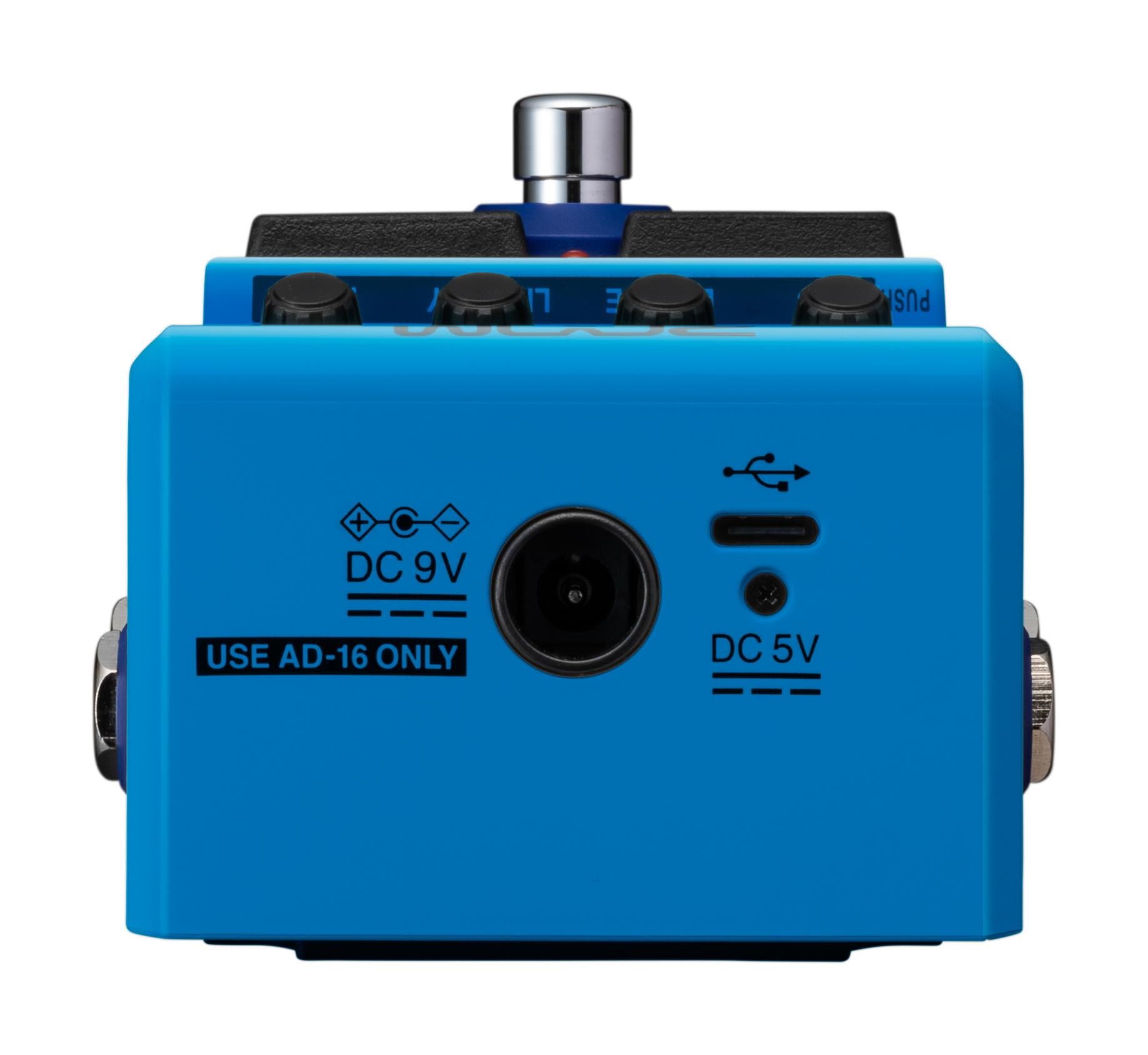 Zoom MS-70CDR+ Multistomp Chorus/Delay/Reverb Pedal Bundle