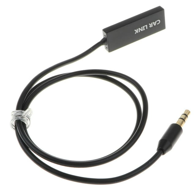 transmisor inalámbrico universal hugo para vehículo auto suv radio bluetooth adaptador receptor Bluetooth negro, vista cenital con cable de 3.5 mm y conector dorado, cuerpo rectangular marcado "CAR LINK", cable aprox. 55 cm sobre fondo blanco, añade conectividad Bluetooth a autoradios, televisores o PCs y suele usarse para transmitir audio a auriculares o altavoces Bluetooth.