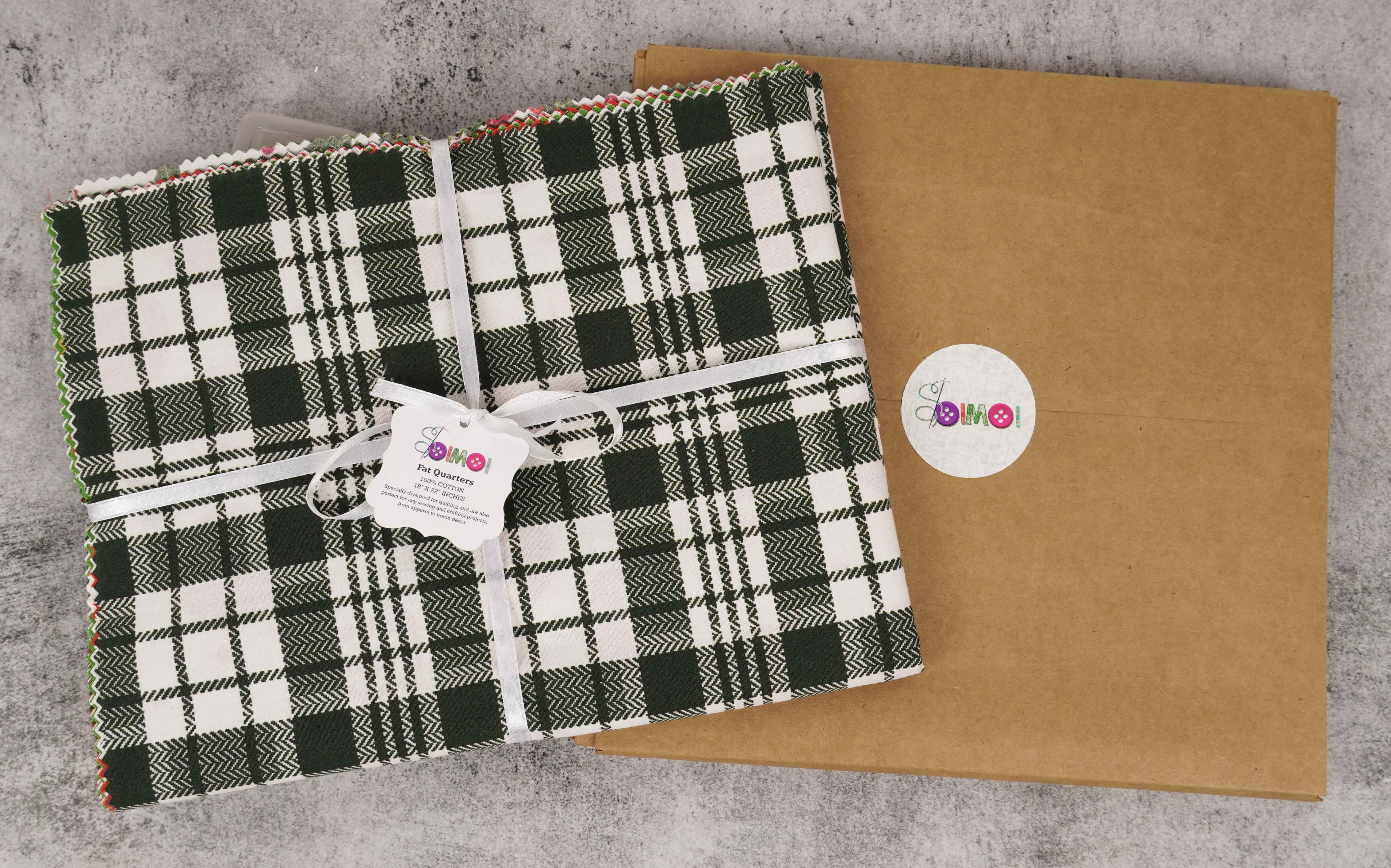 Soimoi 8 Pc Fat Quarter Bundle,ChristmasPrint 18"x 22"DIY Patchwork-100% CottonPre-Cut Quilting Fabric Red, White & Green