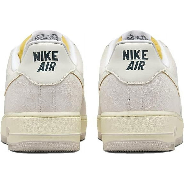 ナイキ エア フォース 1 '07 FQ8077-104 Nike Men's Air Force 1 '07 Light Orewood Brown Shoes