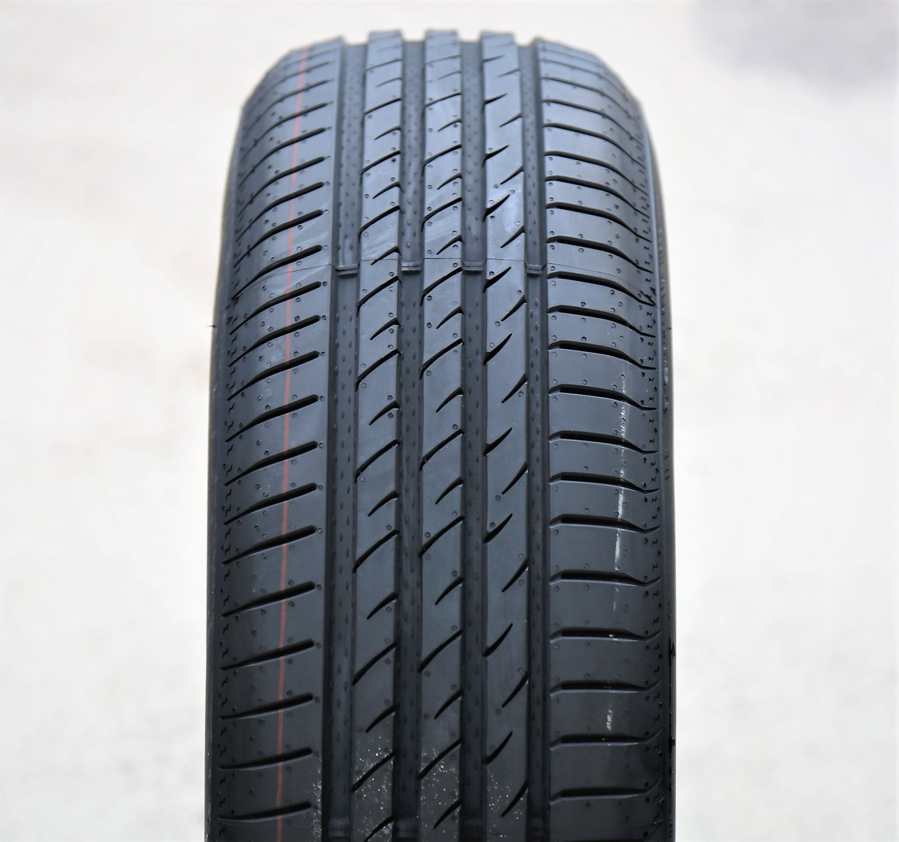 マックストレック マキシマス m2 205/65r16 24年製 バリ山 Maxtrek