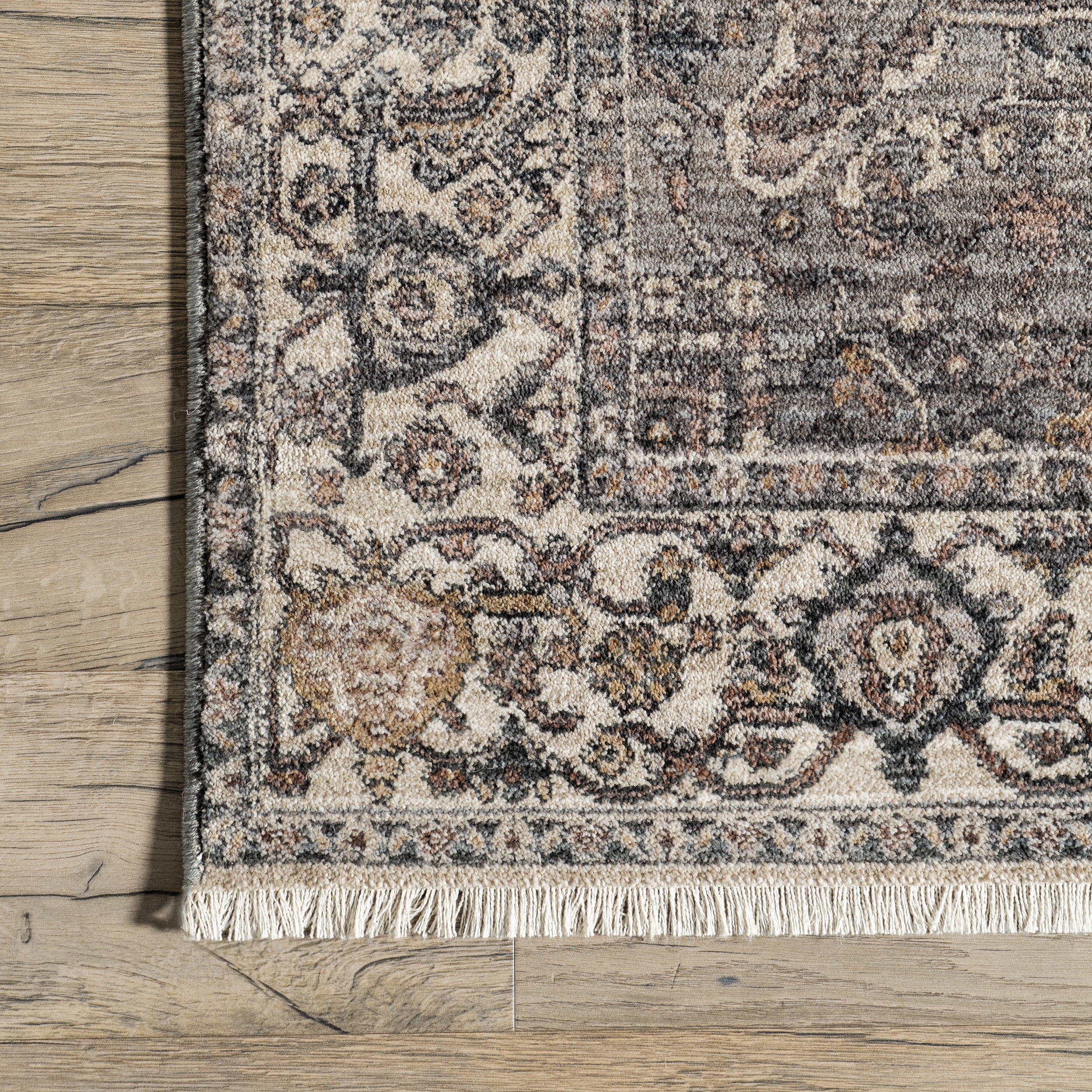 nuLOOM Harriet Vintage Medallion Fringe Area Rug, 5' x 7' 9