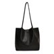 thumbnail image 5 of Bolso de mano de color sólido de alta calidad y combinable para mujer, nuevo estilo 2025, bolso de un solo hombro para madre e hijo, informal, de gran capacidad y sencillo para desplazamientos, 5 of 5