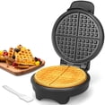 thumbnail image 1 of Wafflera FineMade redonda de 7" antiadherente mini negra, 1 of 6