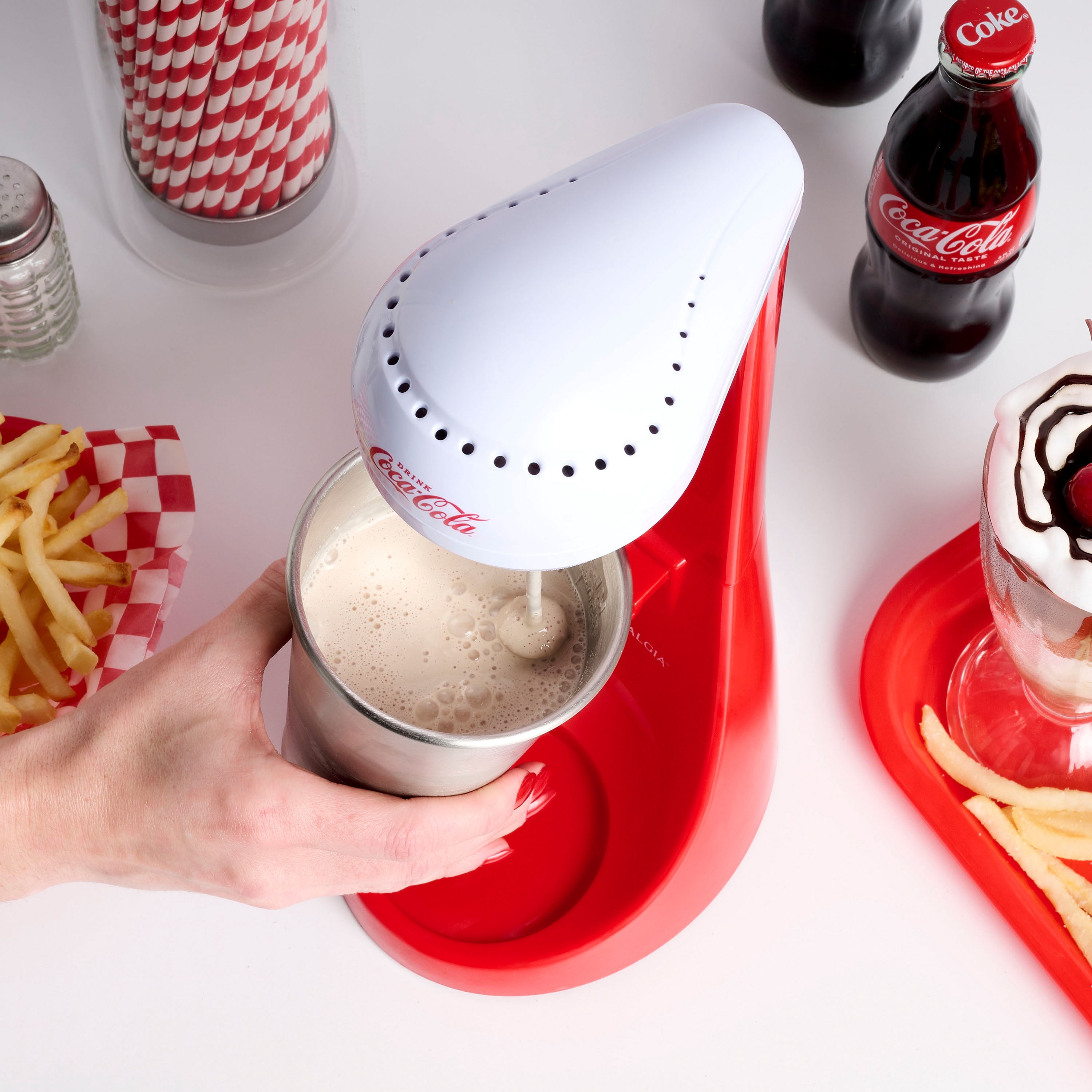 【美品】Coca Cola コカコーラ ミキサー ミルクシェイクメーカー Nostalgia Coca-Cola Two-Speed Milkshake Maker & Malt Machine for